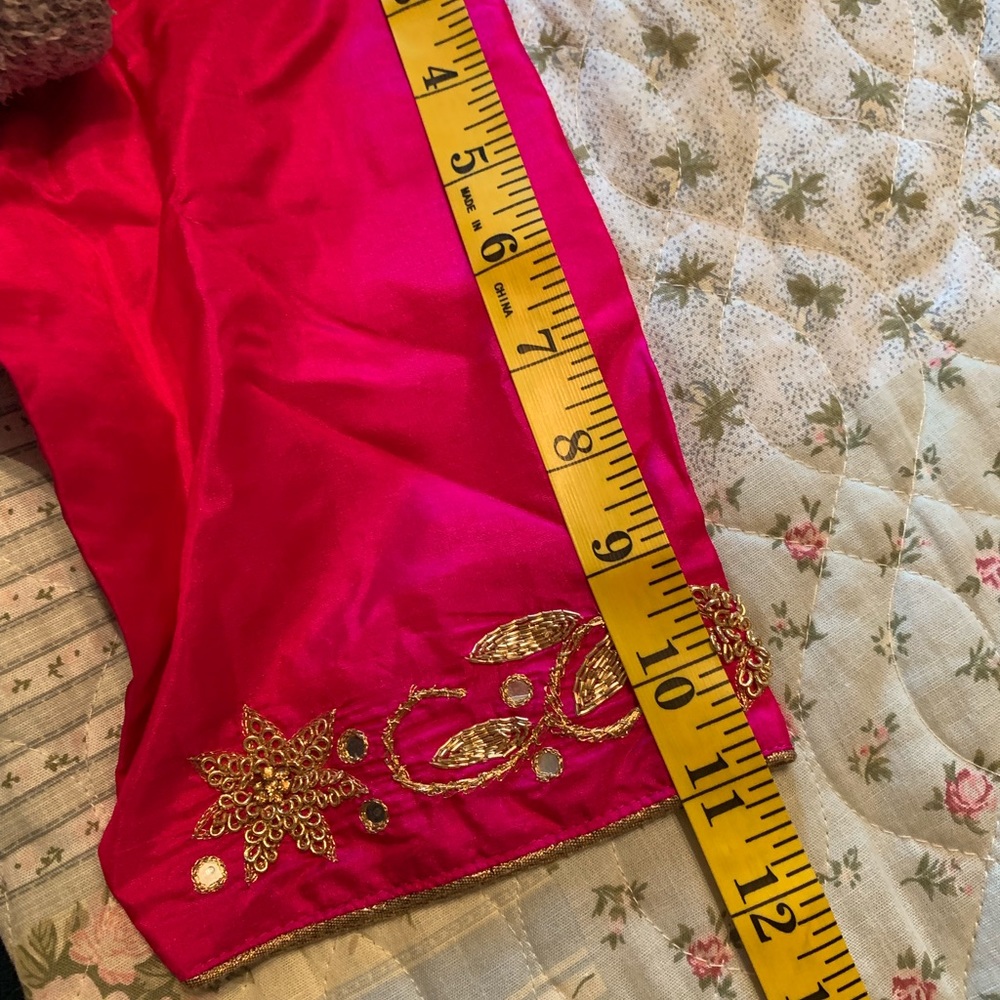 Handwork blouse - Picture 7 of 8